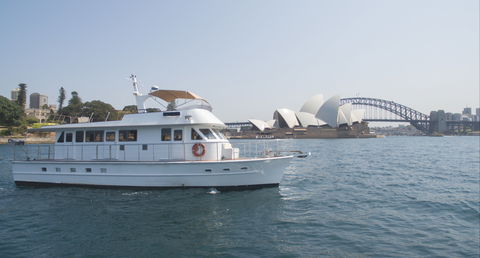 Exclusive New Years Eve Cruise On  Silver Spirit - Accommodation Mermaid Beach 2