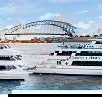 Melbourne Cup Lunch Cruise with Vagabond Cruises - Accommodation Mermaid Beach