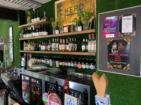 Open Mic At Herd Bar And Grill - Accommodation Mermaid Beach 0