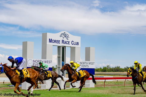 Moree Race Club TAB Race Day - Accommodation Mermaid Beach 1
