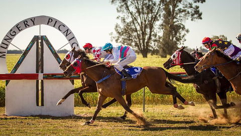 Mungery Picnic Races - Accommodation Mermaid Beach 0