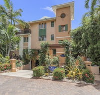 Martinique on Macrossan - Accommodation Mermaid Beach