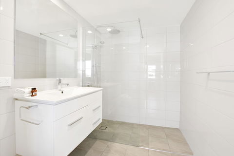 Lennox Beach Resort - Accommodation Mermaid Beach 4