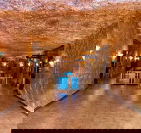 Desert Cave Hotel - Accommodation Mermaid Beach