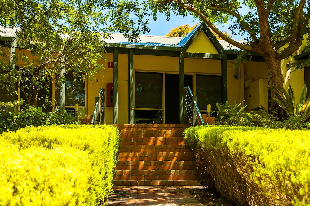 Mornington VIC Accommodation Mermaid Beach