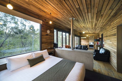 DULC Cabins - Accommodation Mermaid Beach 4
