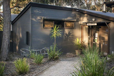 DULC Cabins - Accommodation Mermaid Beach 1
