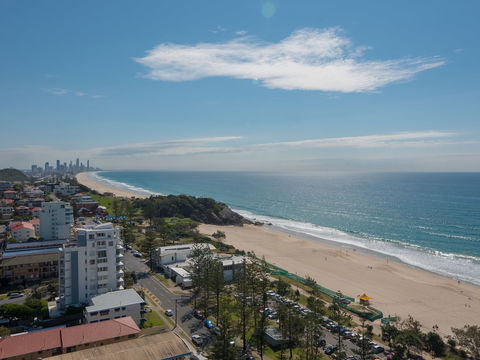 Burleigh Surf Apartments - Accommodation Mermaid Beach 1