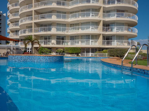 Burleigh Surf Apartments - Accommodation Mermaid Beach 5