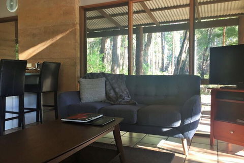 Marima Cottages - Accommodation Mermaid Beach 3