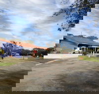 Emu Beach Chalets - Accommodation Mermaid Beach