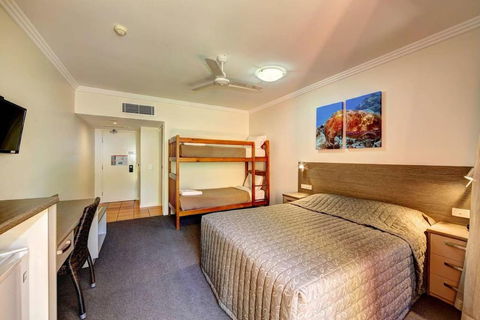 Kacys Bargara Beach Motel - Accommodation Mermaid Beach 6
