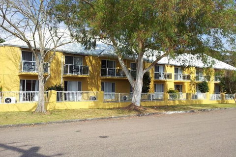 Admiral Nelson Motor Inn - Accommodation Mermaid Beach 3