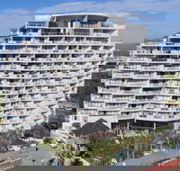 Broadbeach Savannah Hotel  Resort - Accommodation Mermaid Beach