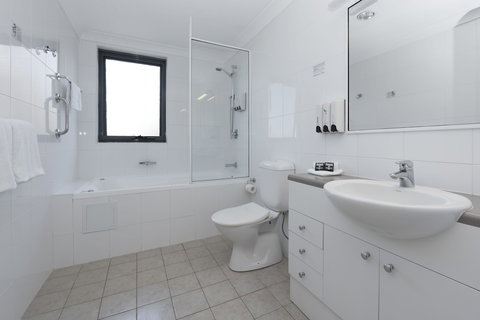 Leisure Inn Spires - Accommodation Mermaid Beach 4