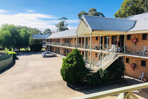 Campbelltown Colonial Motor Inn - Accommodation Mermaid Beach 4