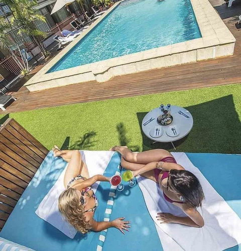 The Cavenagh - Accommodation Mermaid Beach 0