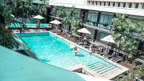 The Cavenagh - Accommodation Mermaid Beach 2