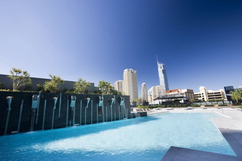 Mantra Circle On Cavill - Accommodation Mermaid Beach 3