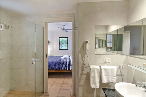 L'Auberge Noosa - Accommodation Mermaid Beach 3