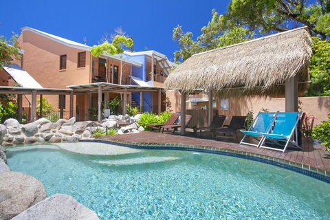 L'Auberge Noosa - Accommodation Mermaid Beach 1