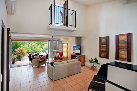 L'Auberge Noosa - Accommodation Mermaid Beach 2