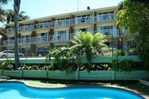 Sapphire Waters Motor Inn - Accommodation Mermaid Beach 0