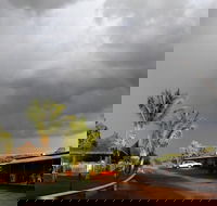 Halls Creek Motel - Accommodation Mermaid Beach