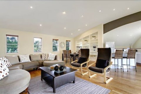 A PERFECT STAY - Beach House At Tallows - Accommodation Mermaid Beach 2