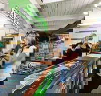 Beaches Backpackers Airlie Beach - Hostel - Accommodation Mermaid Beach