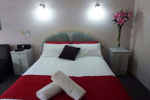 The Grampians Motel & The Views Restaurant - Accommodation Mermaid Beach 6