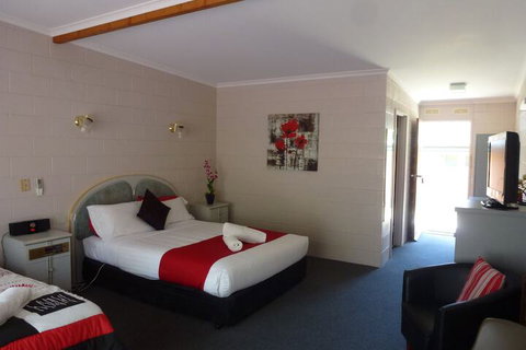 The Grampians Motel & The Views Restaurant - Accommodation Mermaid Beach 5
