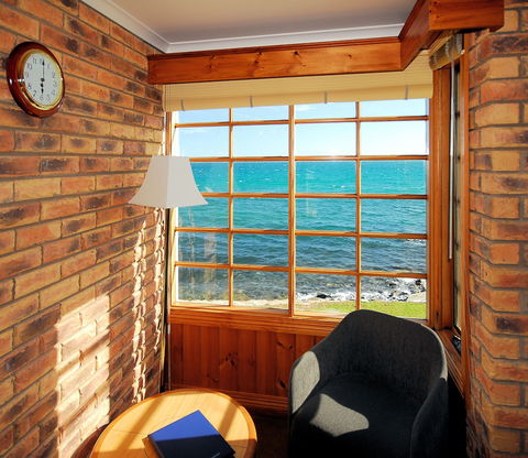 Stanley Village Waterfront Accommodation - Accommodation Mermaid Beach 2