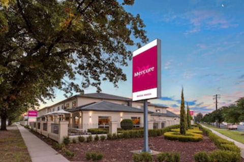 Mercure Wagga Wagga - Accommodation Mermaid Beach 0