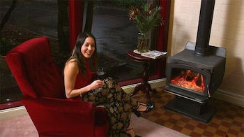 Victoria House Motor Inn - Accommodation Mermaid Beach 0