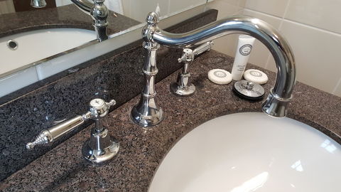 Victoria House Motor Inn - Accommodation Mermaid Beach 3