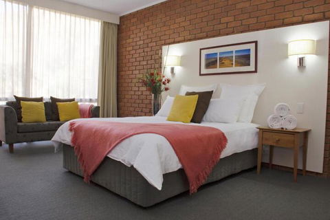 Alice In The Territory - Accommodation Mermaid Beach 4