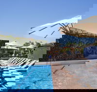 Four Seasons Hotel Sydney - Accommodation Mermaid Beach