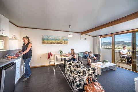 Stanley Seaview Inn - Accommodation Mermaid Beach 7