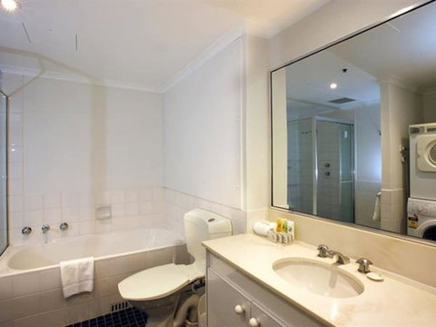 The York By Swiss-Belhotel International - Accommodation Mermaid Beach 4