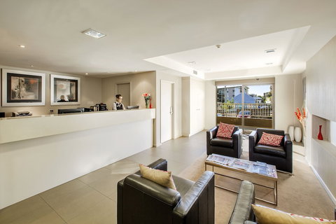 Gladstone Downtown Central Apartment Hotel - Accommodation Mermaid Beach 1