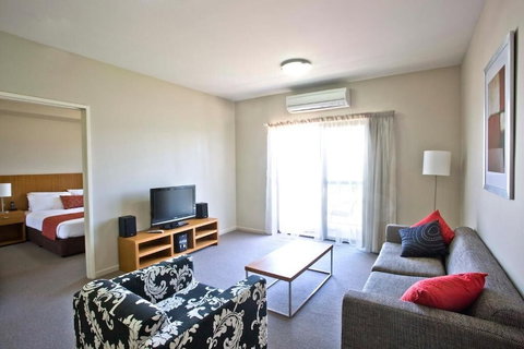 Gladstone Downtown Central Apartment Hotel - Accommodation Mermaid Beach 4