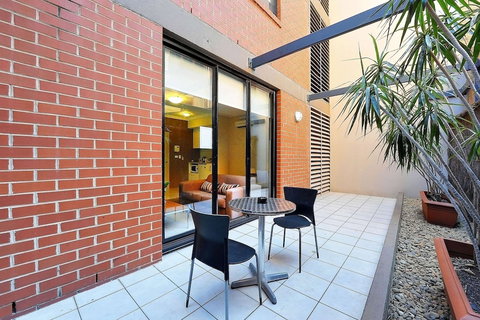 APX Darling Harbour - Accommodation Mermaid Beach 2