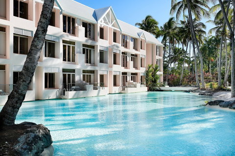 Sheraton Grand Mirage Resort, Port Douglas - Accommodation Mermaid Beach 2
