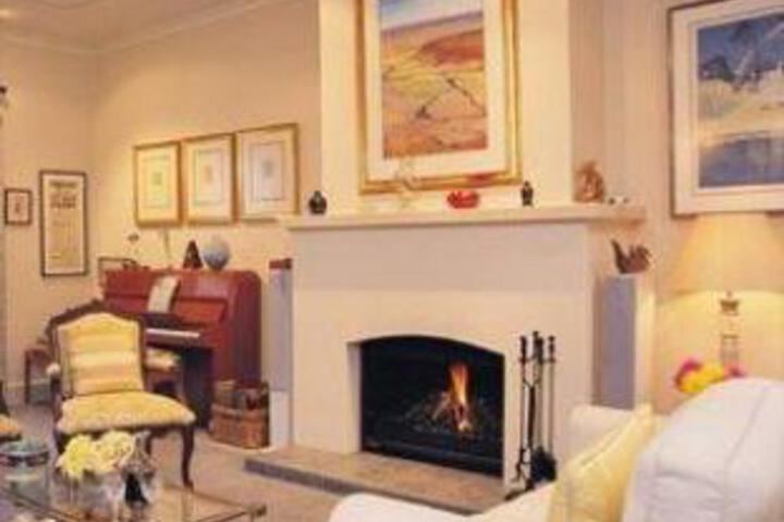  Accommodation Mermaid Beach