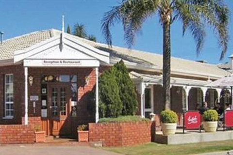 John Pirie Motor Inn - Accommodation Mermaid Beach 7