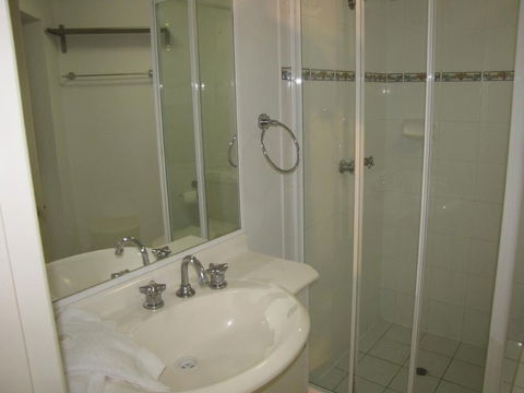 Windsurfer Resort - Accommodation Mermaid Beach 6