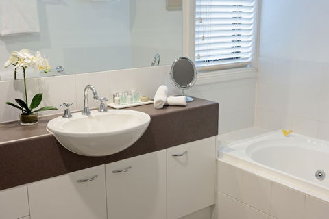 Ringwood Royale - Accommodation Mermaid Beach 5