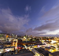Oaks Adelaide Horizons Suites - Accommodation Mermaid Beach