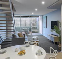 Oaks Nelson Bay Lure Suites - Accommodation Mermaid Beach